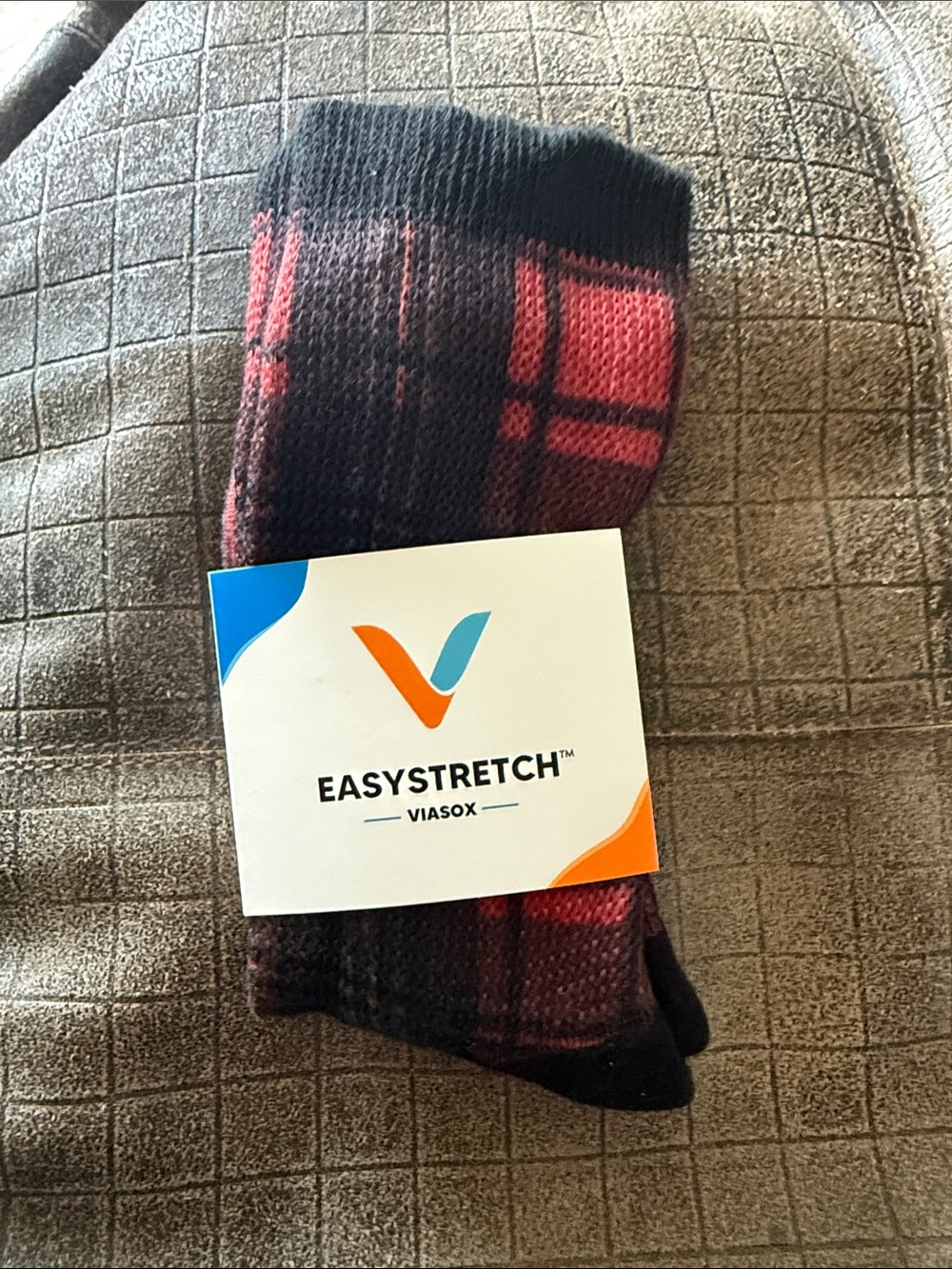 EASYSTRETCH Women's Black & Red Plaid Stretch Socks